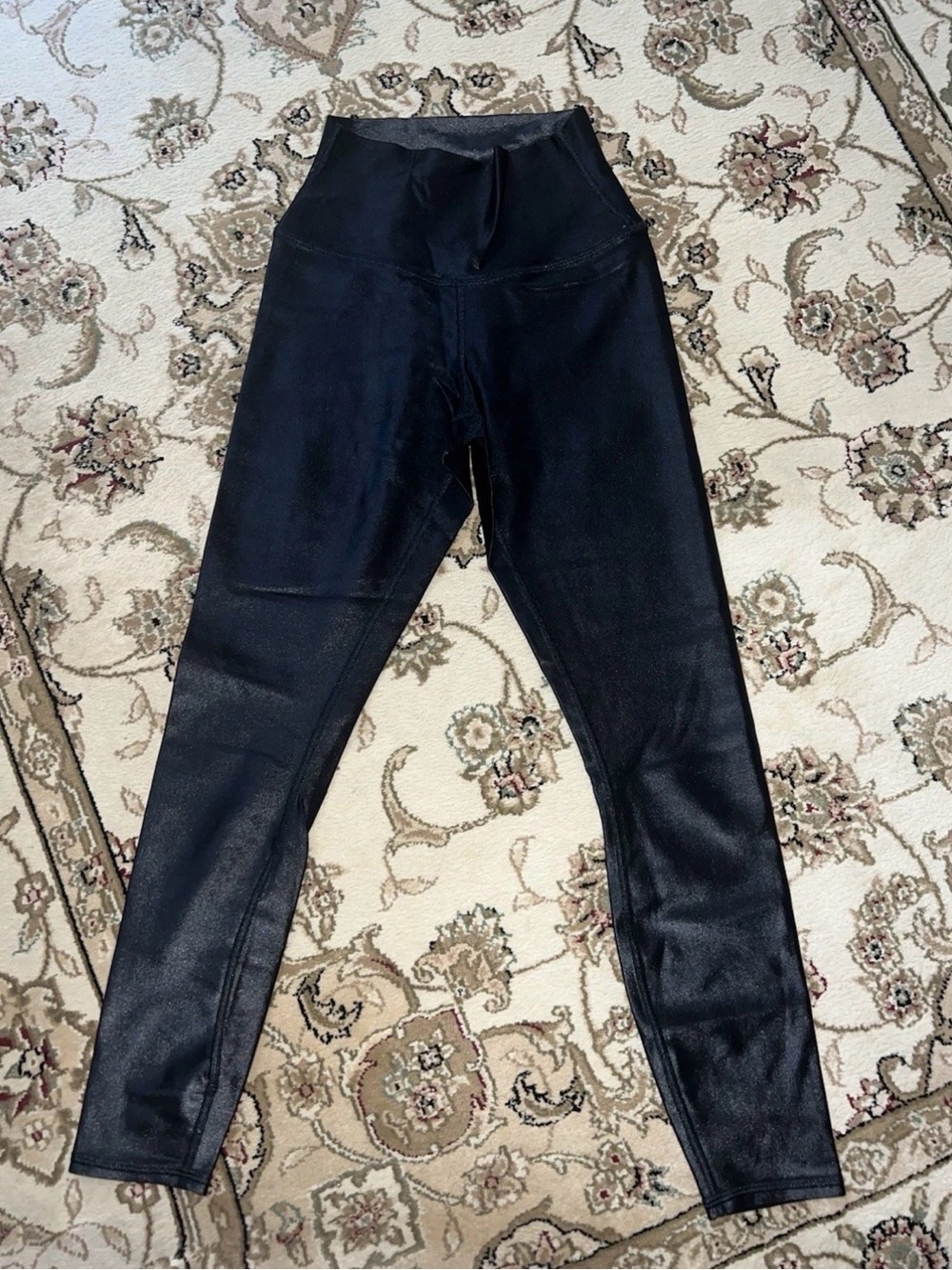 ALO YOGA High Rise 7/8 Shine Leggings Shiny Coated Black Classic Womens Size XXS